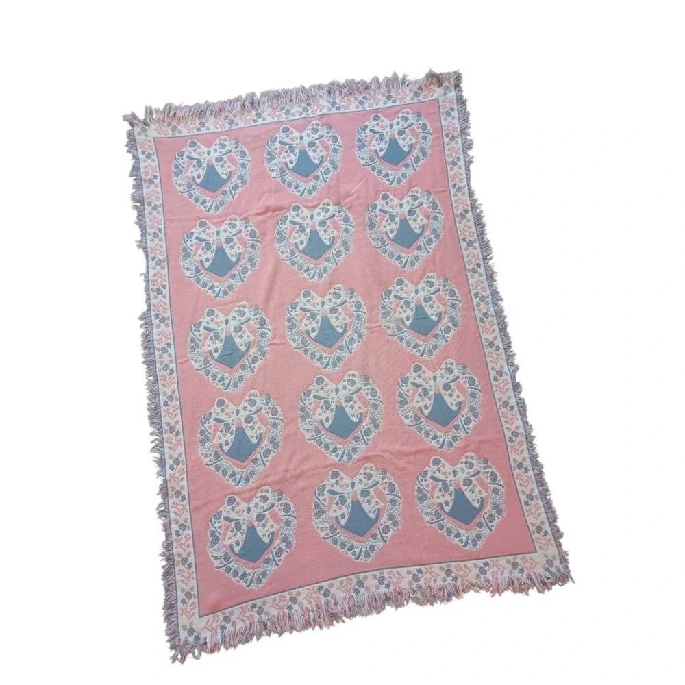 Vtg Granny Knit Cottage Chic Heart Wreath Blanket Reverse 65 x 44